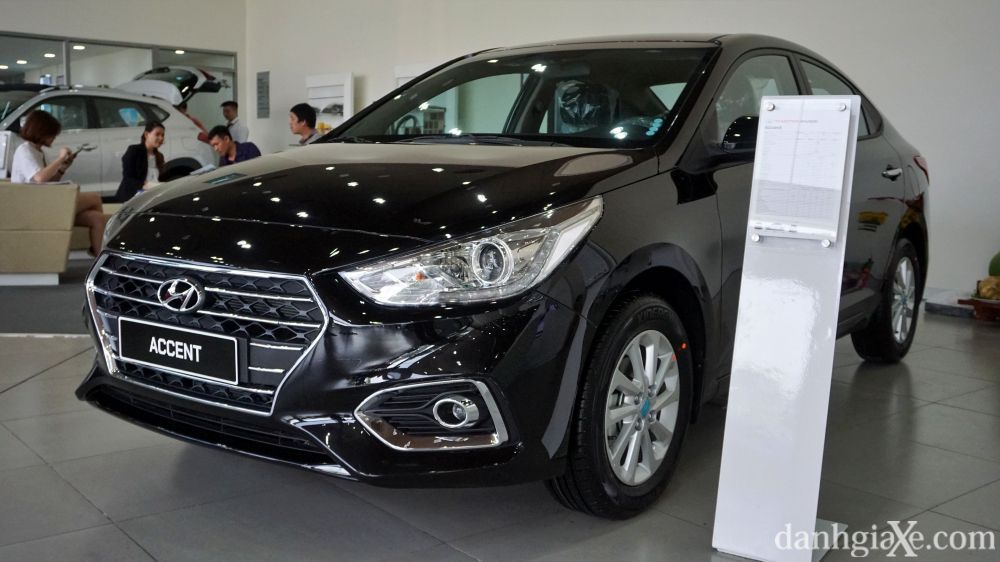 Bảng giá xe Hyundai tháng 2/2020: Giảm giá các mẫu Hyundai SantaFe, Elantra, Accent, Kona